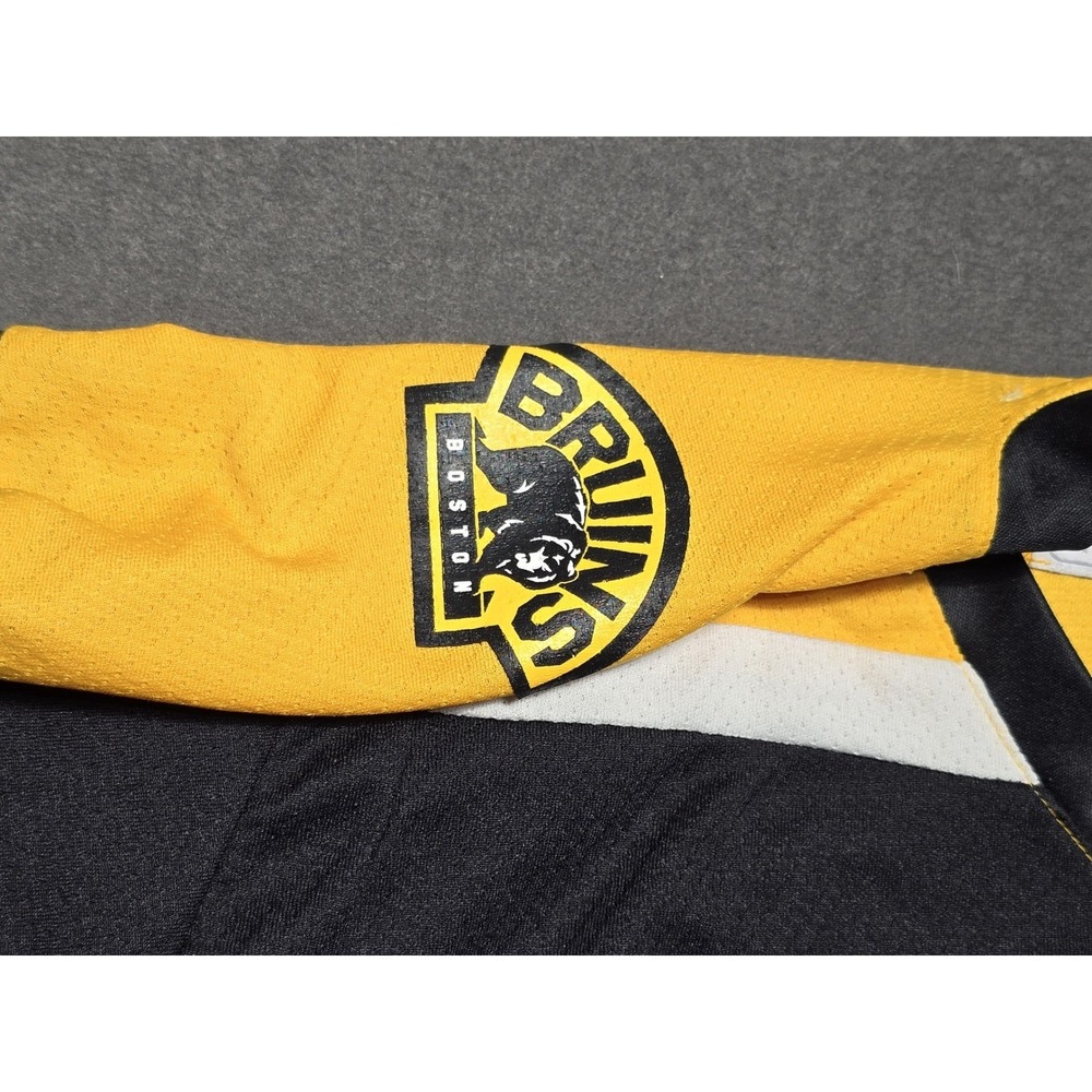 Reebok‎ Boston Bruins Bergeron 37 Youth L/XL Black Hockey Jersey Signed - Picture 4 of 10